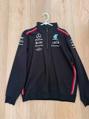 Mercedes AMG Petronas quarter zip